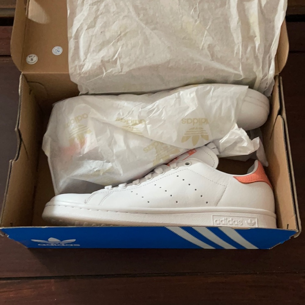New in Box Pink Stan Smiths - Picture 2 of 5